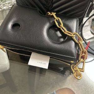 Off White Calfskin Burrow 22 Chain Bag Black